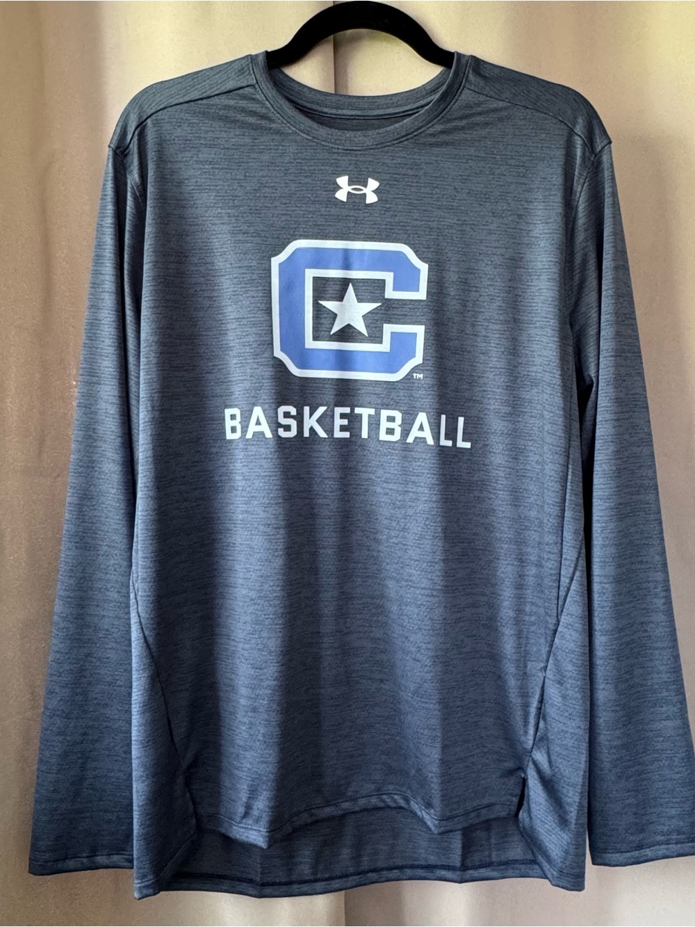 Under Armour, Citadel Men’s Basketball Team Tech Vent Long Sleeve – Player Gear